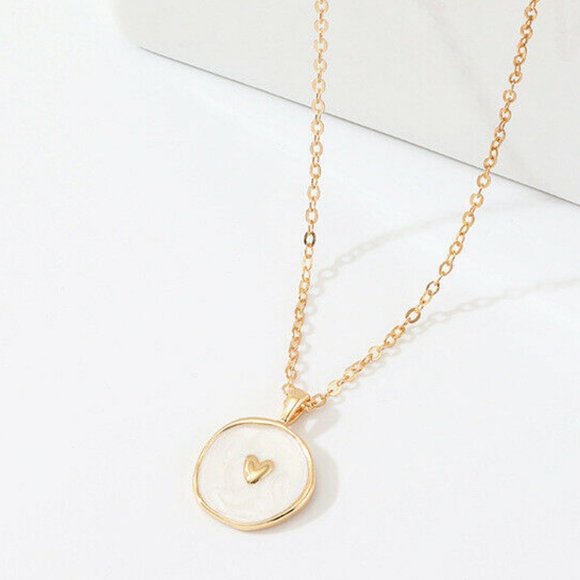 Jewelry - New Gold Heart Pendant Necklace
